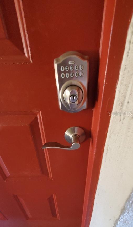 HUNTERS GLEN CONDO - Residential