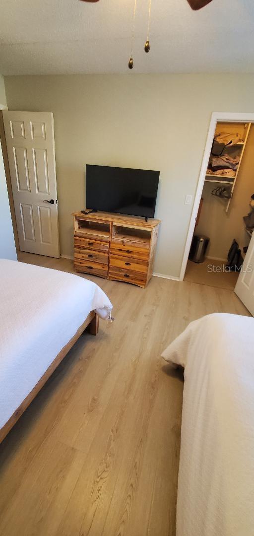 HUNTERS GLEN CONDO - Residential