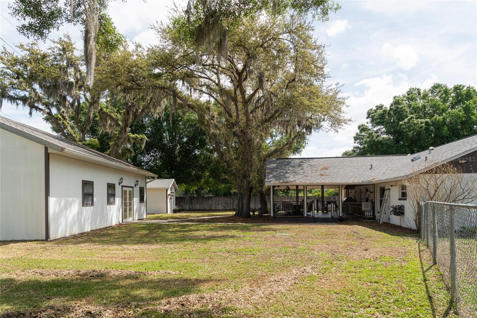 FOX RIDGE - Residential