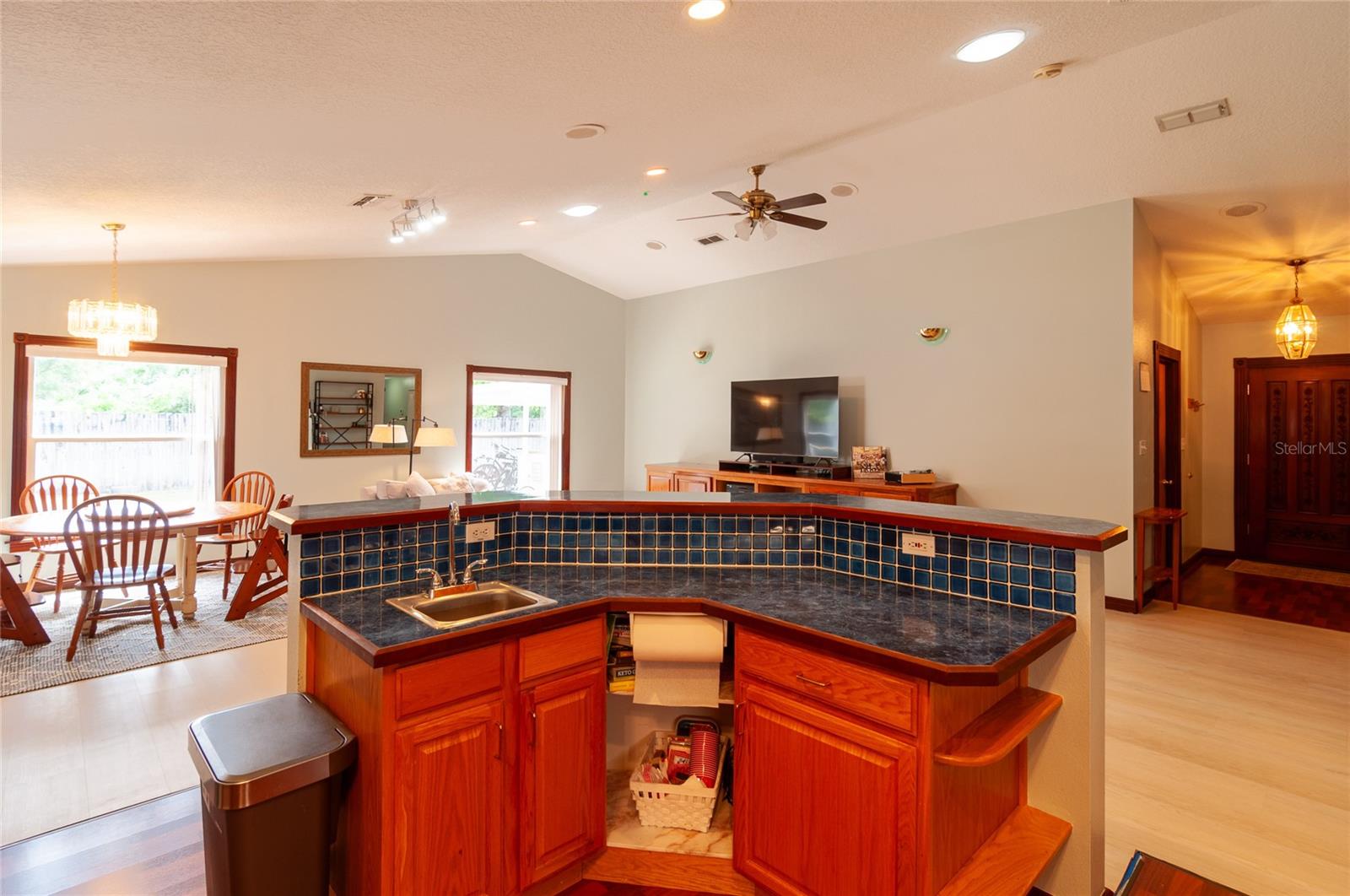 FOX RIDGE - Residential