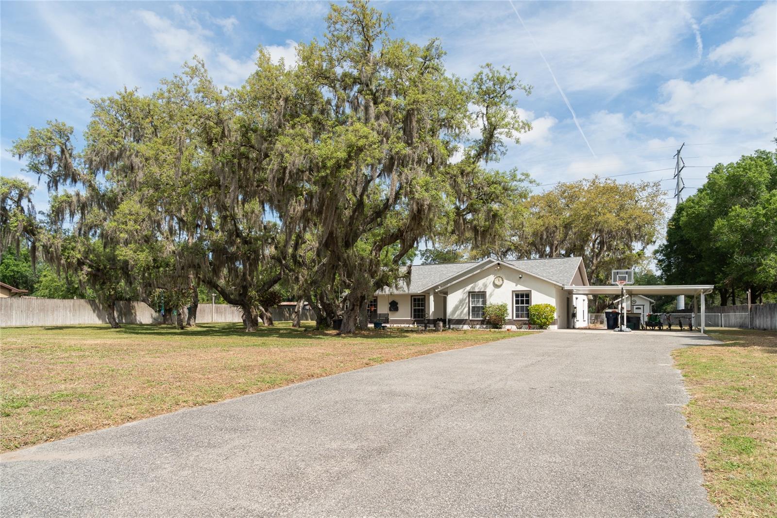 FOX RIDGE - Residential