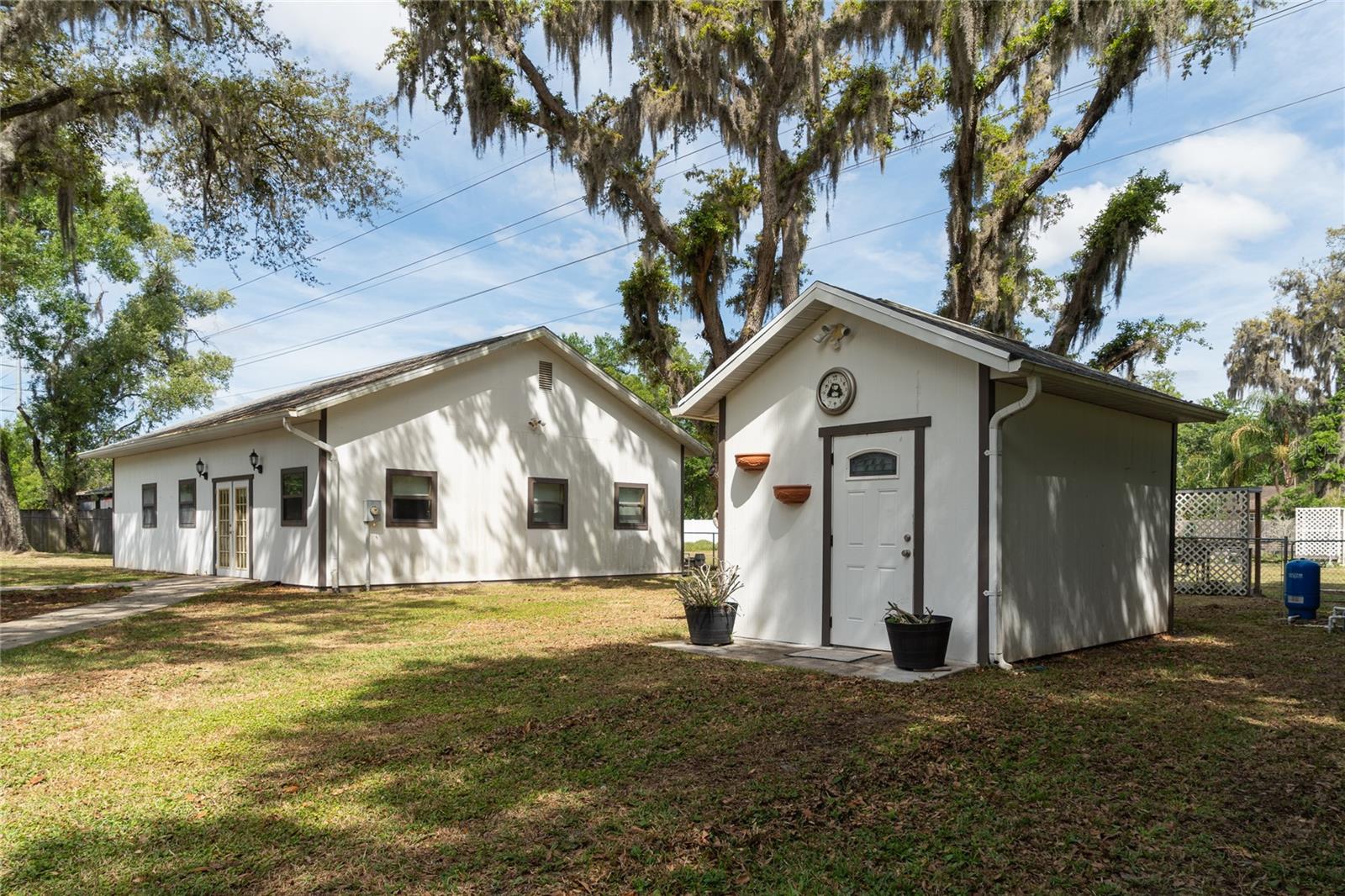FOX RIDGE - Residential