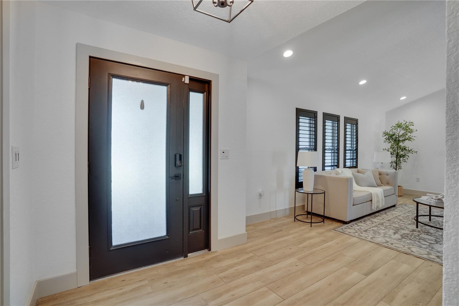 11763 HARBORSIDE CIRCLE