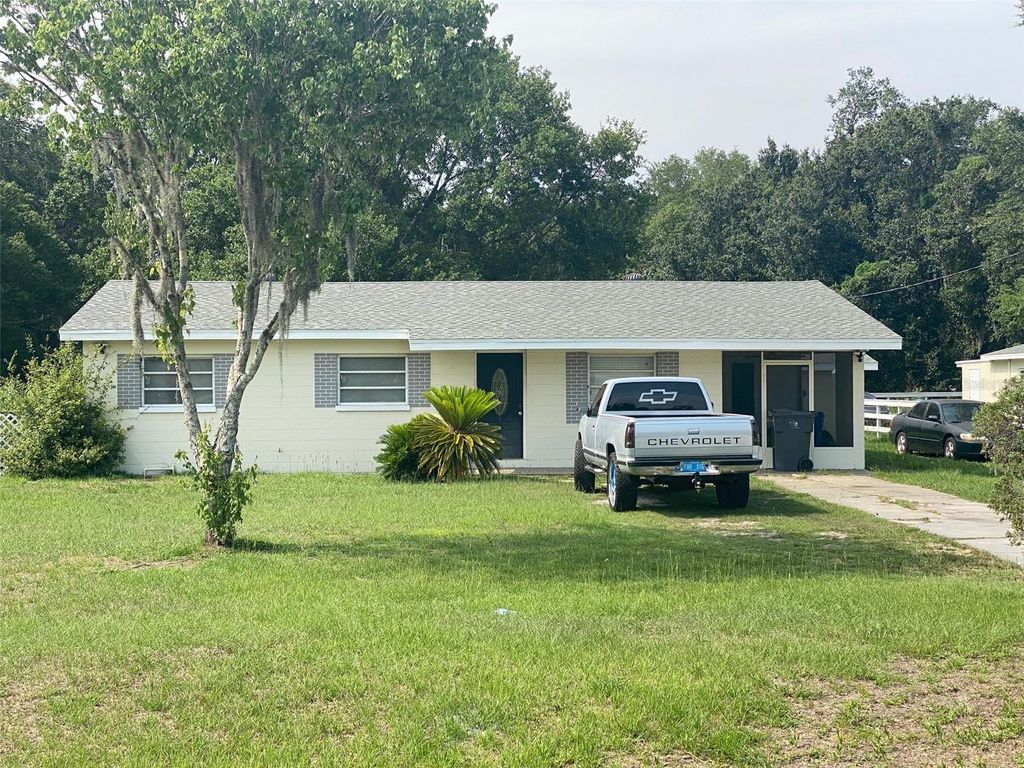 Photo of 4316 E Knights Griffin Road, Plant City, FL 33565 (MLS # TB8389453)