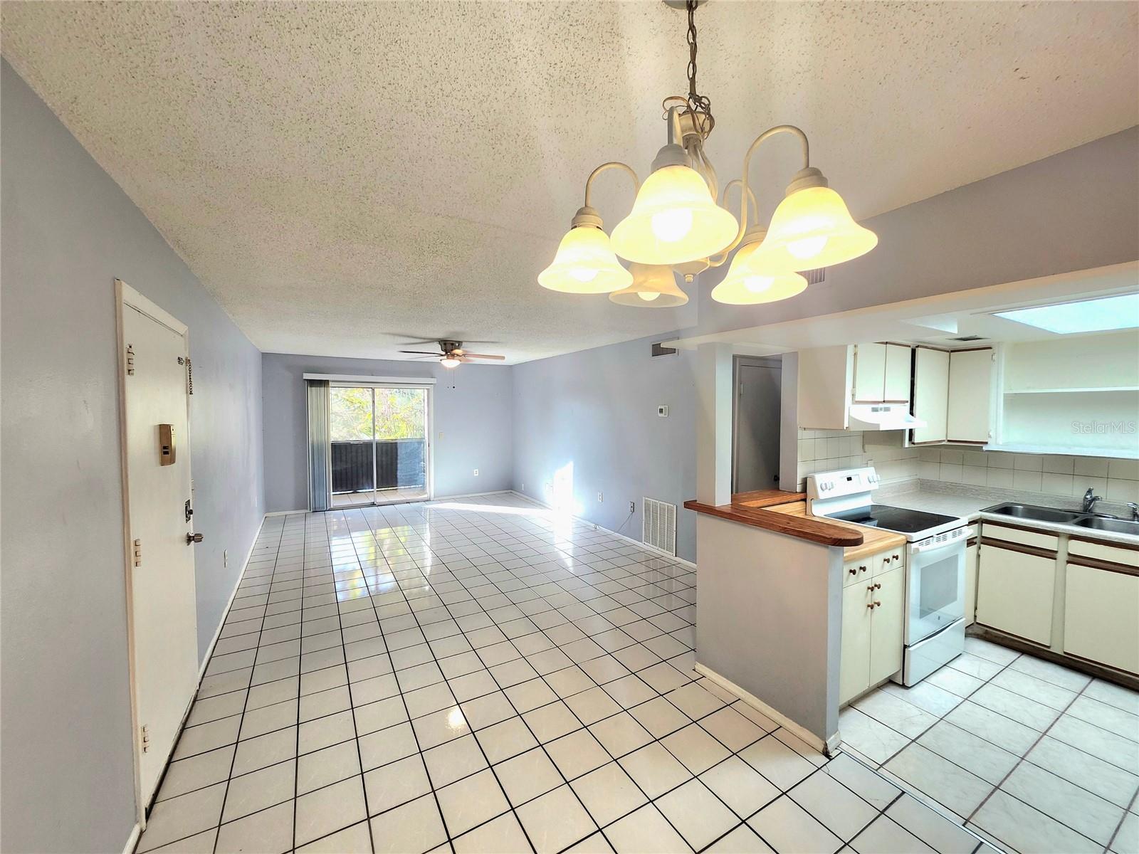 914 LAKE DESTINY ROAD G