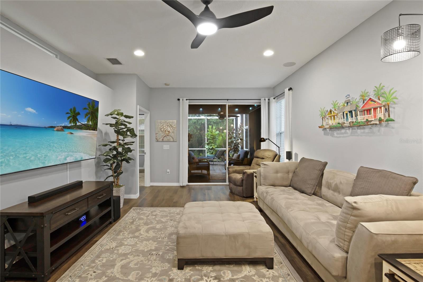 7542 DEER PATH LANE
