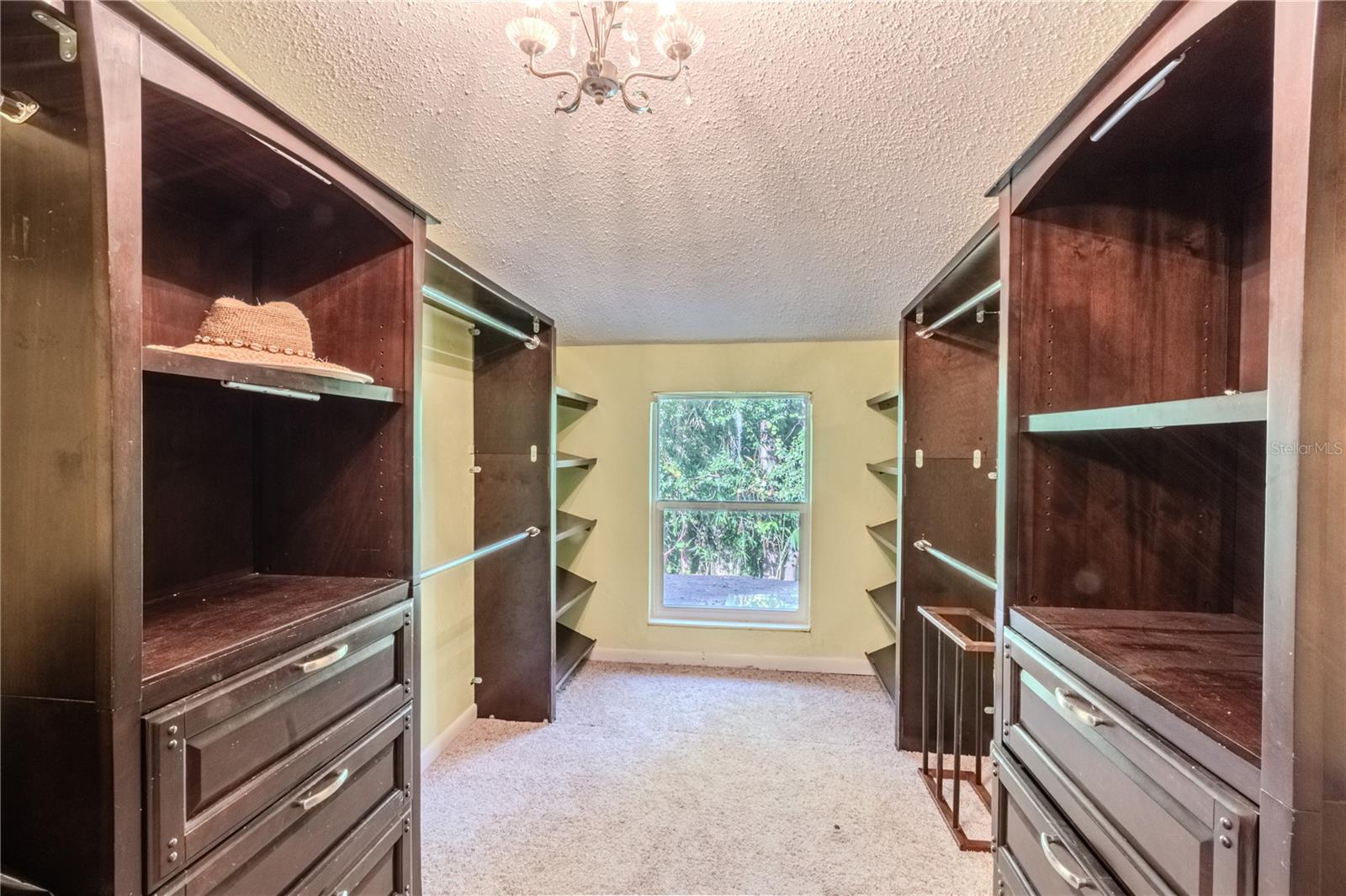 CHEROKEE TRAILS PH 02 - Residential