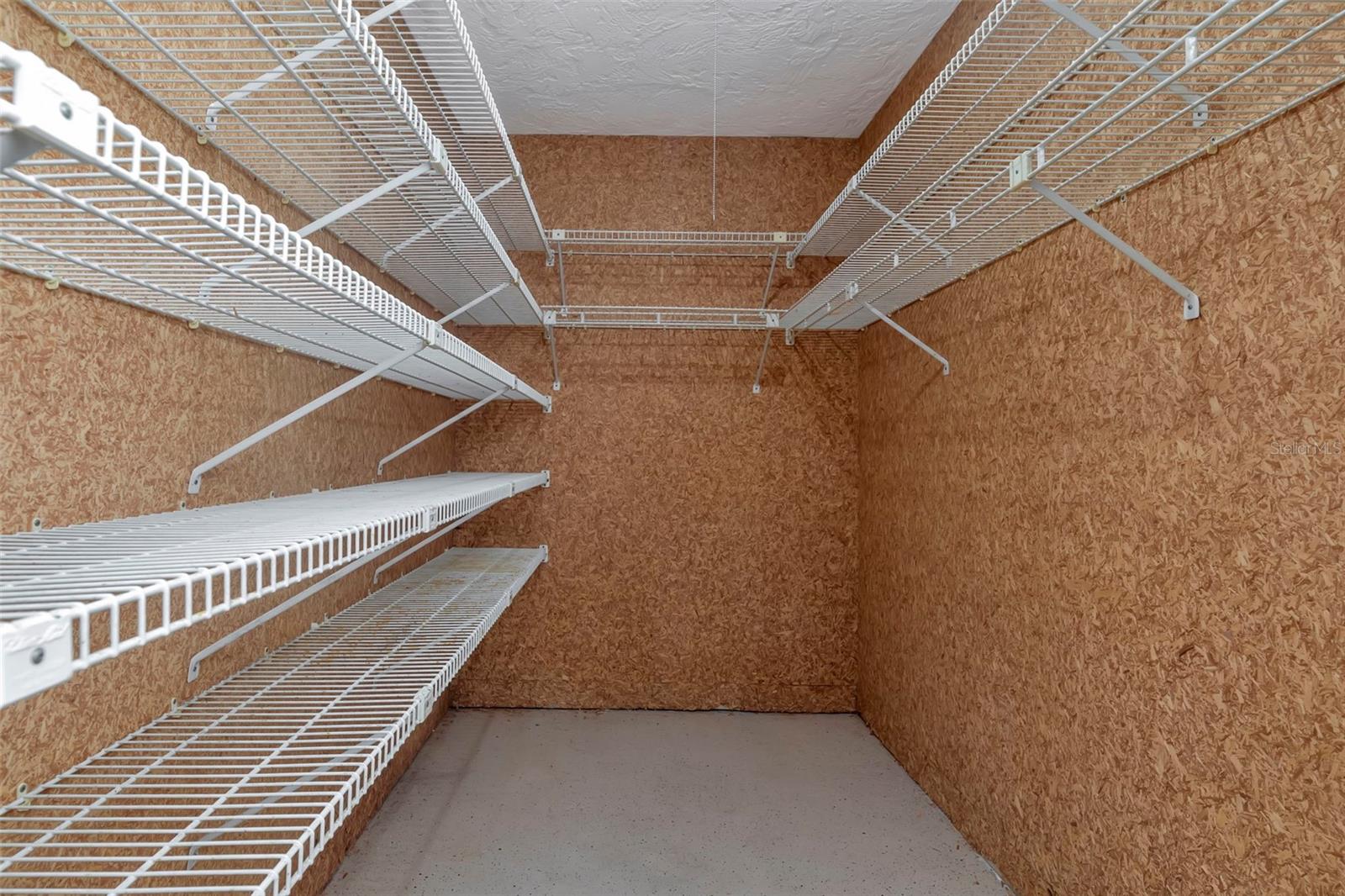 WHISPERING PINES FOREST - Residential