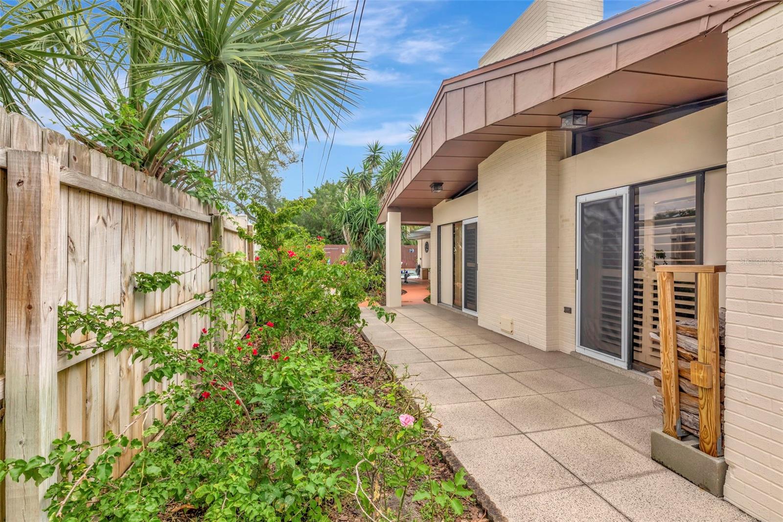 WHISPERING PINES FOREST - Residential