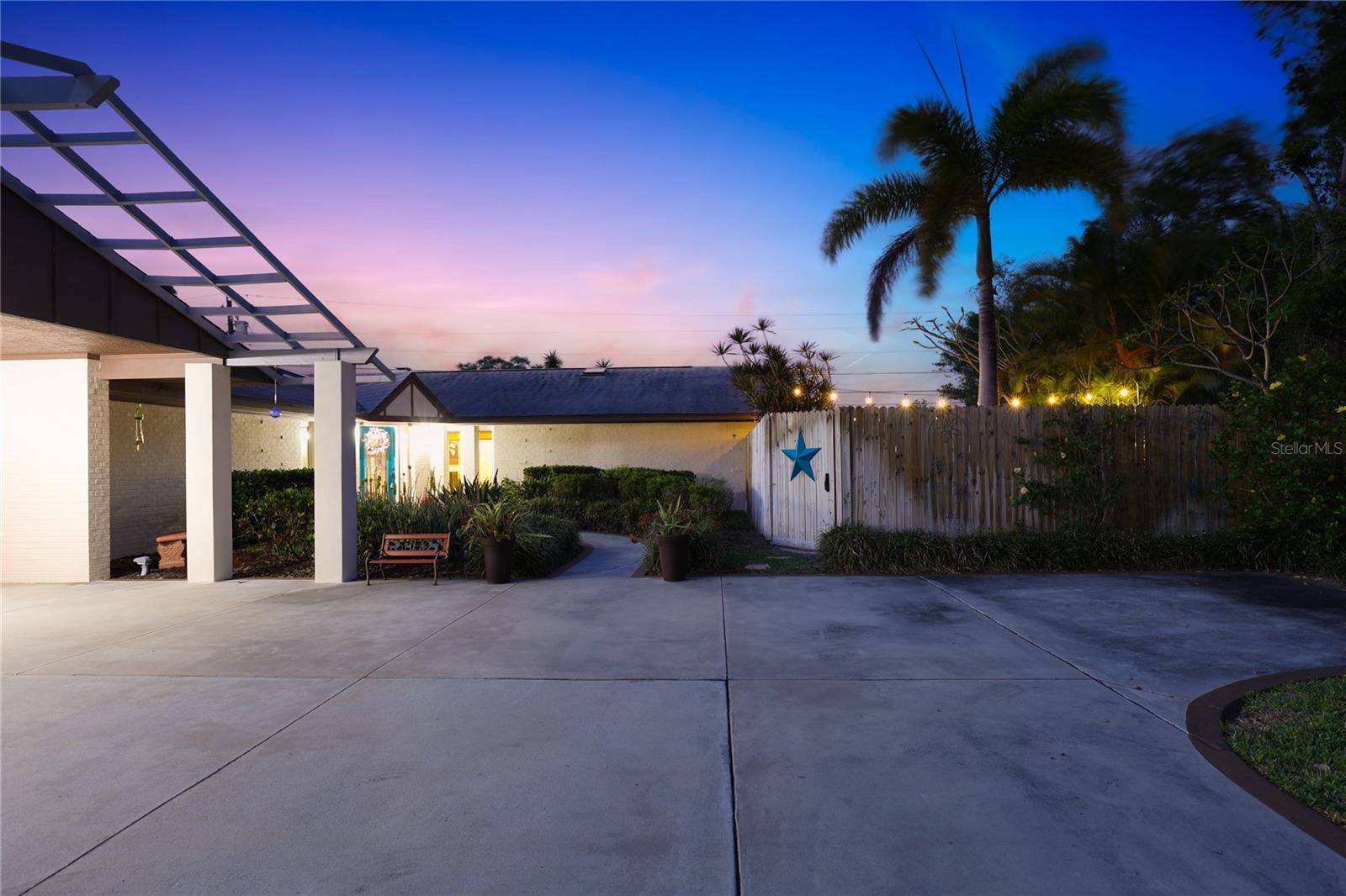 WHISPERING PINES FOREST - Residential