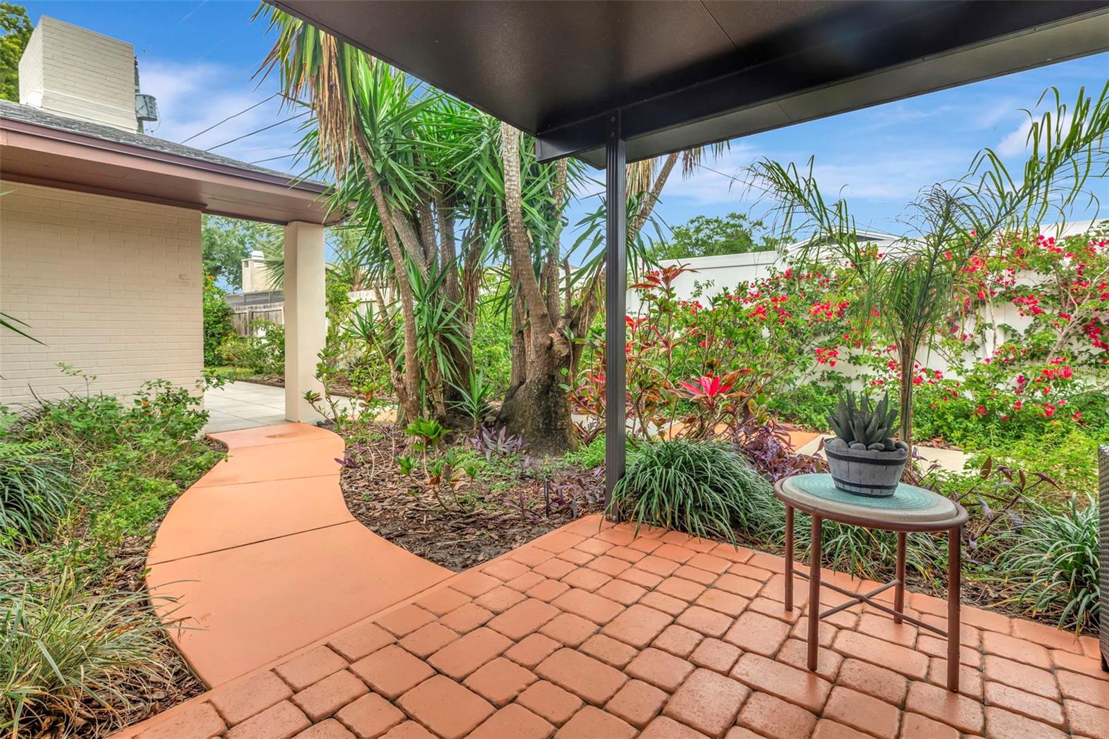 WHISPERING PINES FOREST - Residential