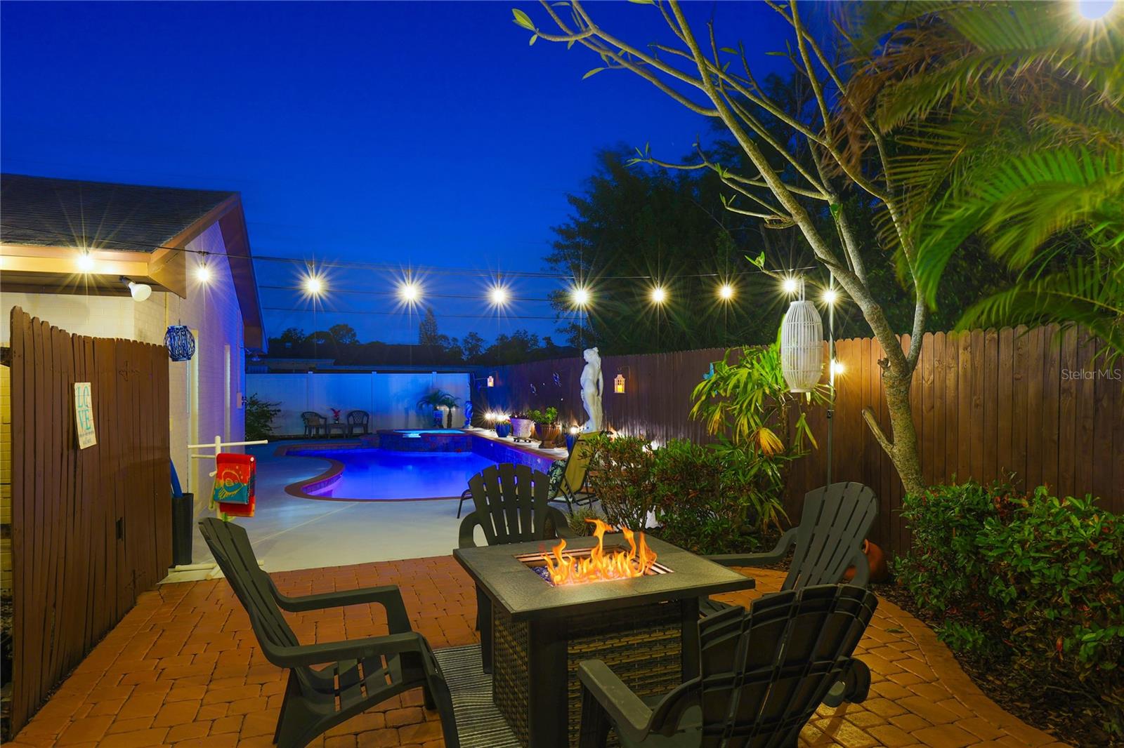 WHISPERING PINES FOREST - Residential