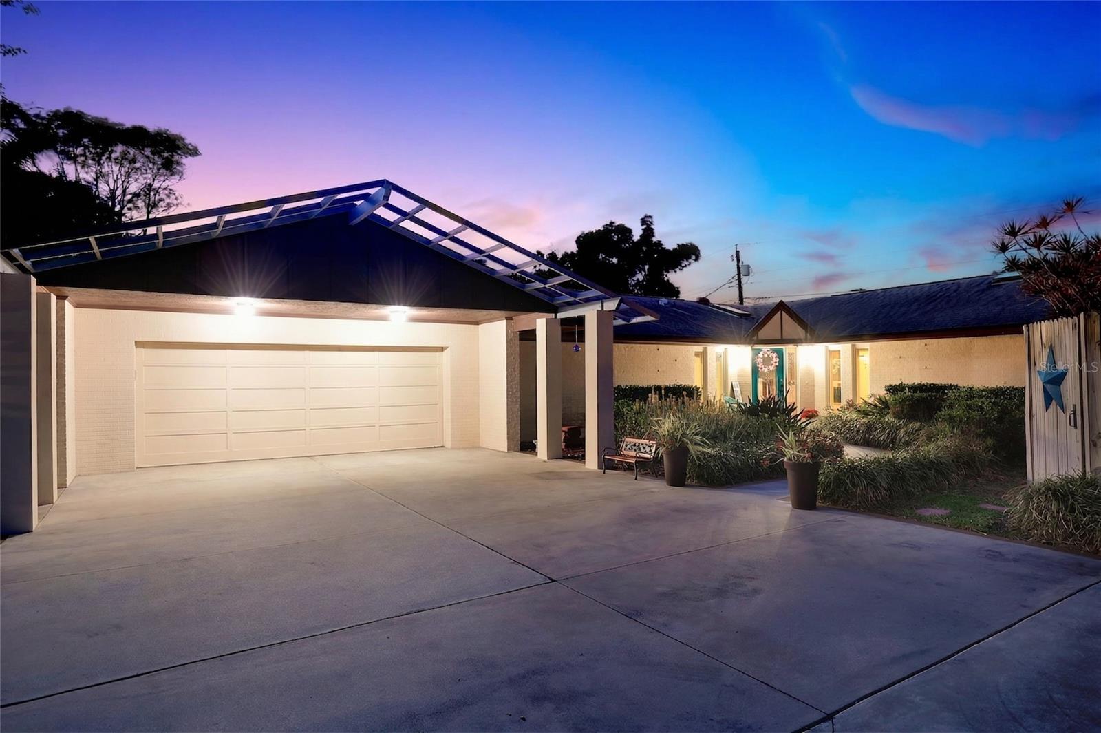 WHISPERING PINES FOREST - Residential