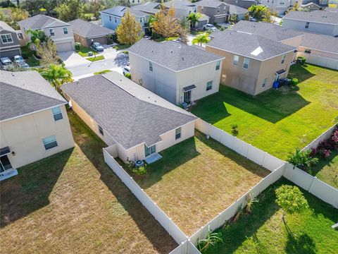 A home in WIMAUMA