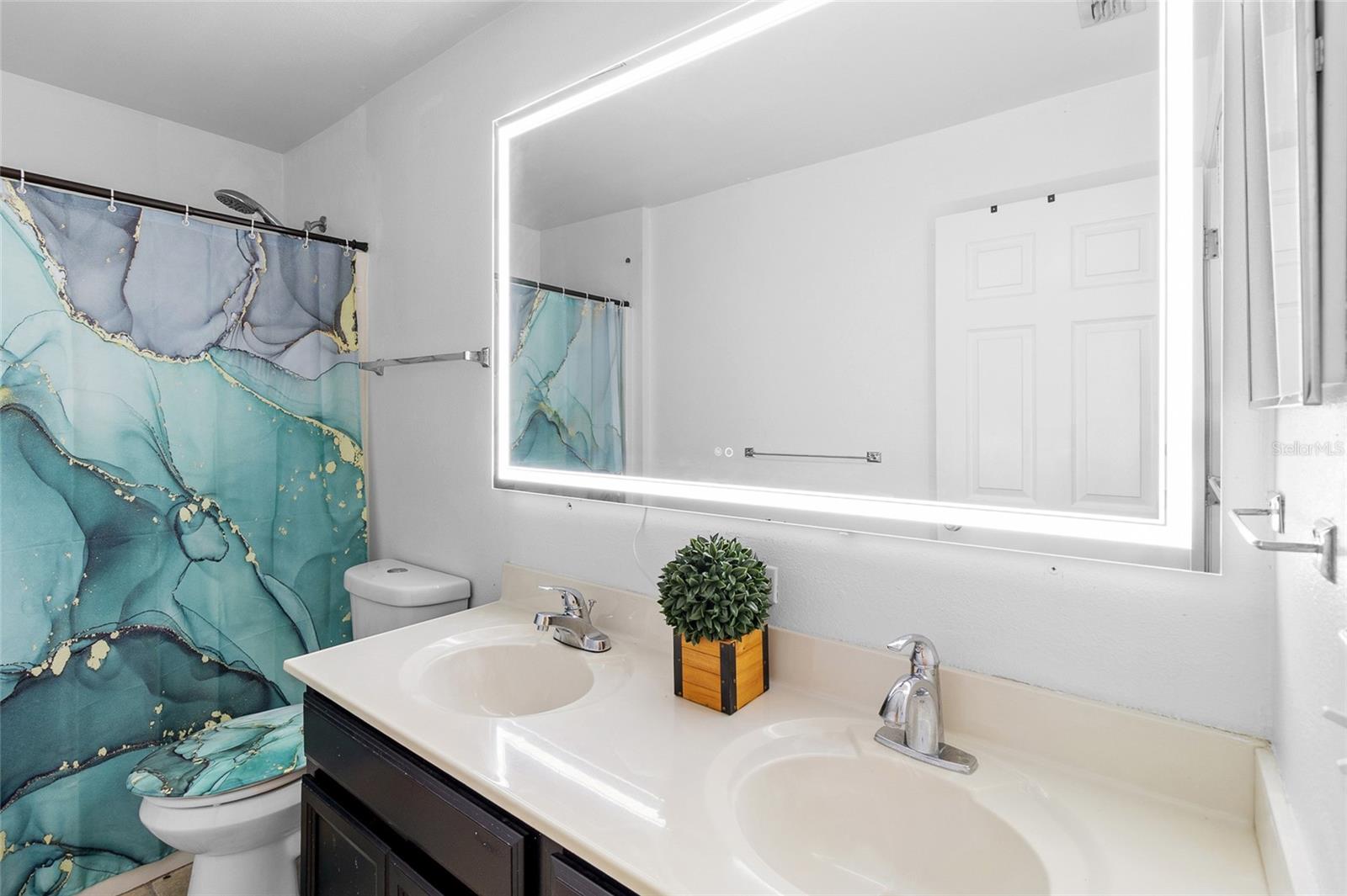 KINGS LAKE PH 3 - Residential