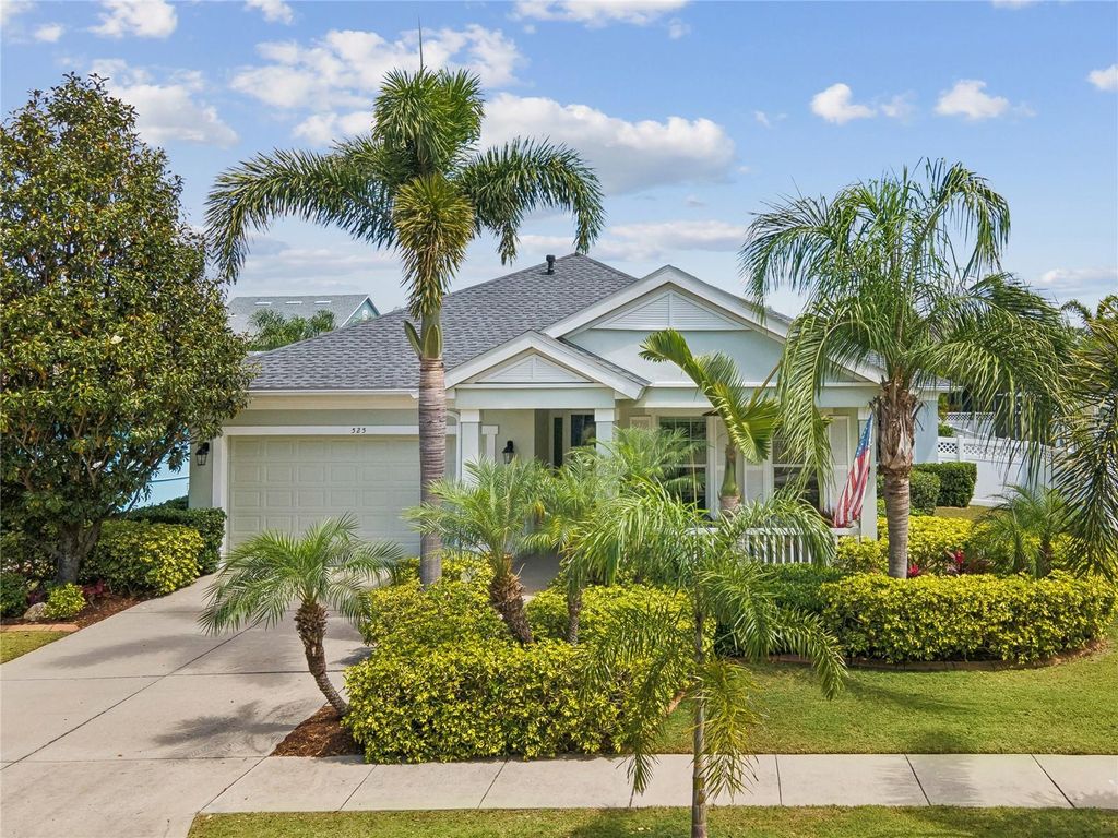 Photo of 525 Manns Harbor Drive, Apollo Beach, FL 33572 (MLS # TB8371813)