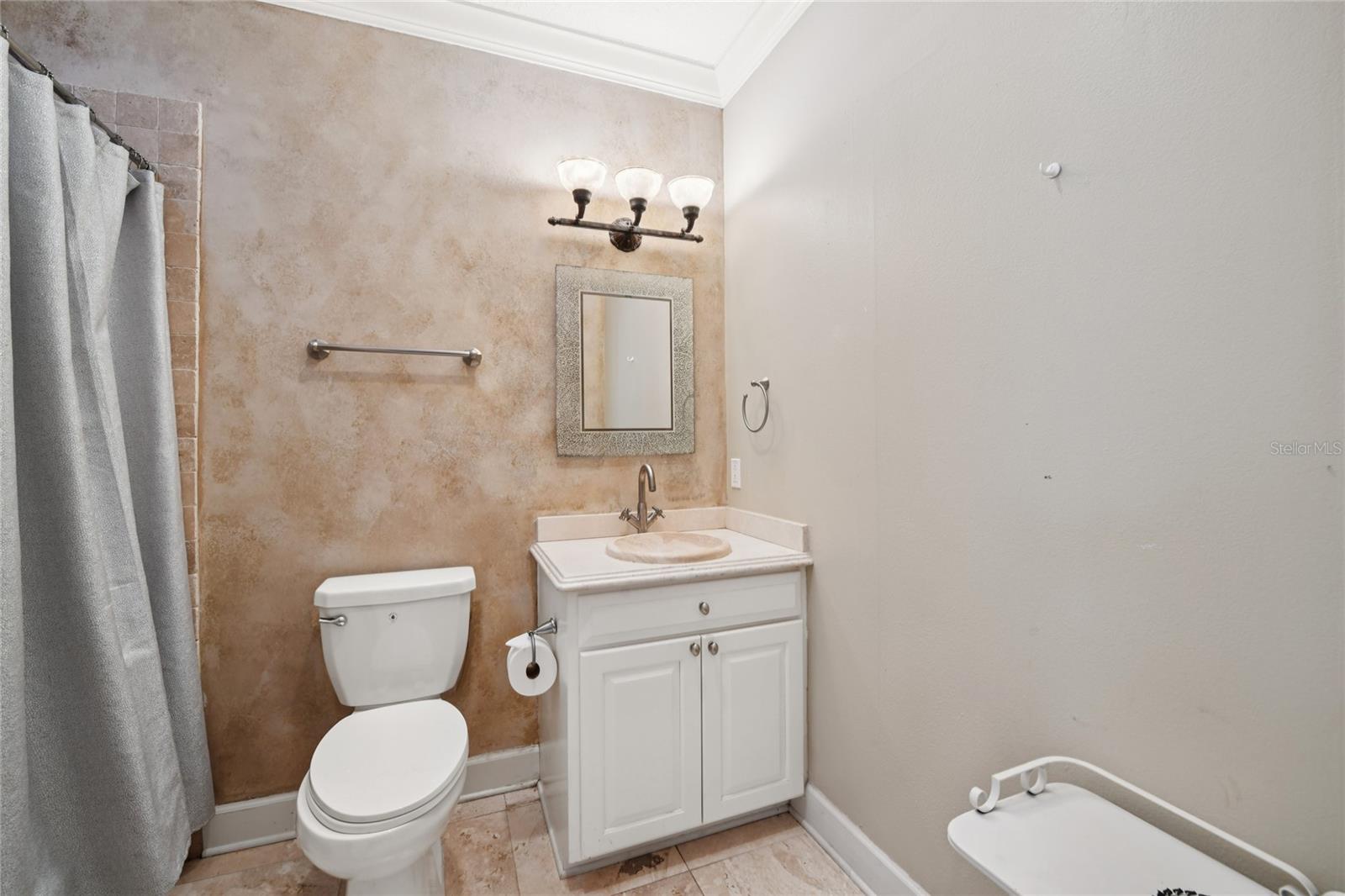 ISLEWORTH - Residential