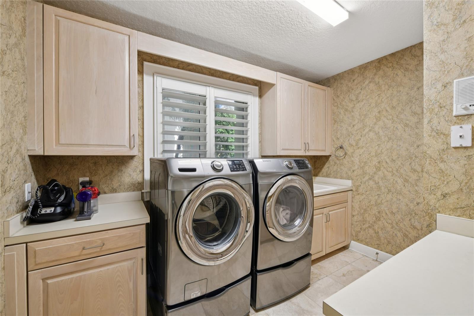 ISLEWORTH - Residential