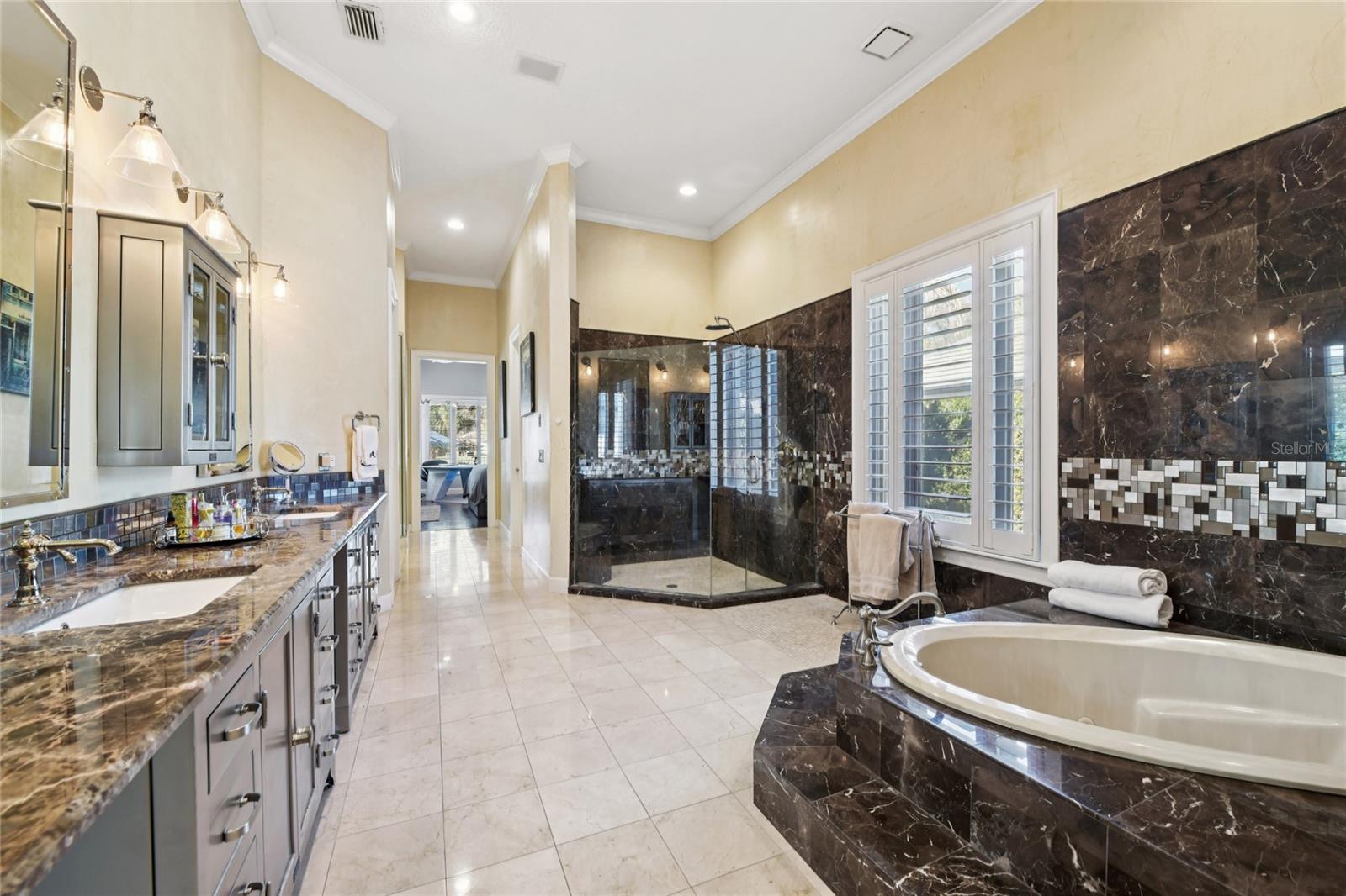 ISLEWORTH - Residential