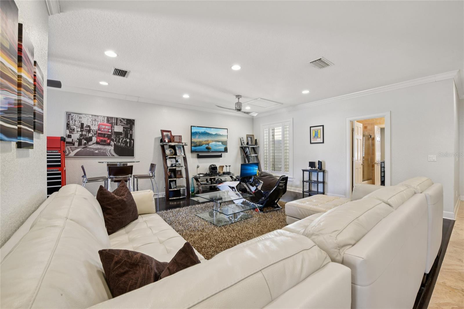 ISLEWORTH - Residential