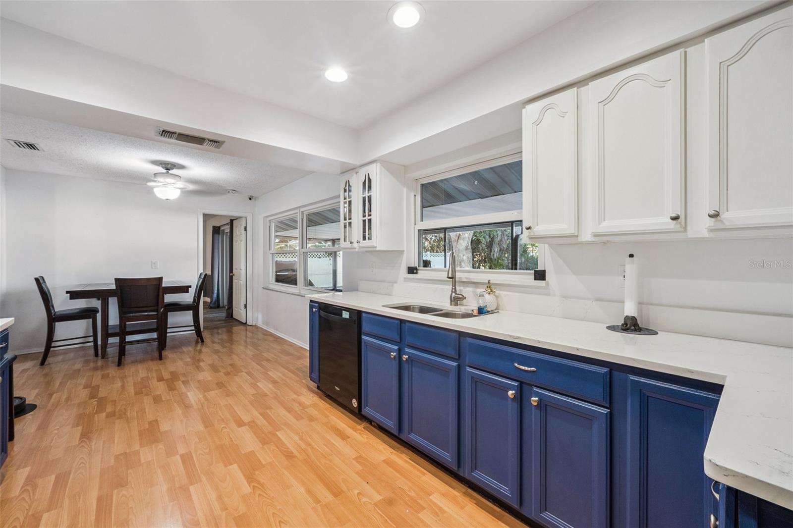 VILLA TERRACE - Residential