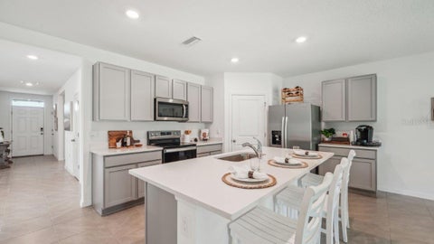 7650 Wheat Stone Drive, Zephyrhills, FL 33540