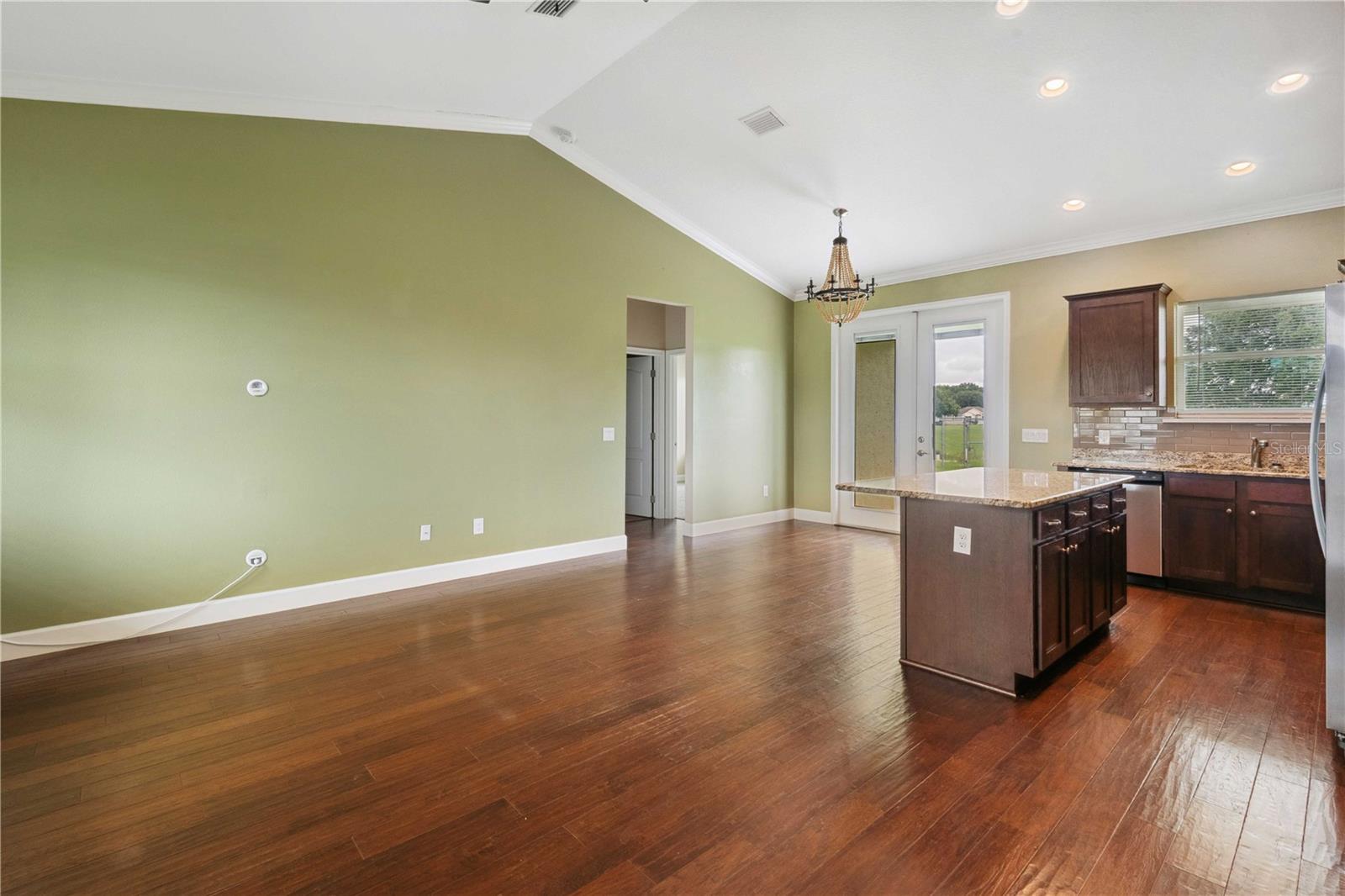 JUMPER CREEK MANOR - Residential