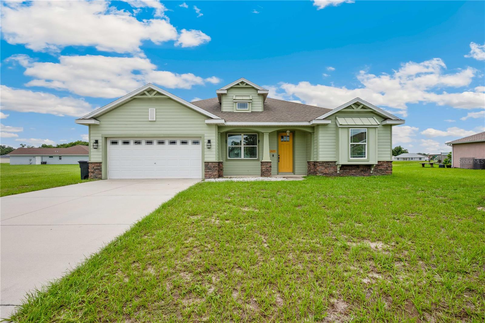 Welcome to this beautifully maintained 3-bedroom, 2-bath home located in the desirable Jumper Creek Manor community in Bushnell, FL. Built in 2016, this 1,299 sq. ft. home offers a modern open-concept layout with thoughtful features throughout.
Step inside to find high ceilings that create a bright and spacious feel in the main living area. The open kitchen, dining, and living room design makes this home perfect for entertaining and everyday living. Stylish laminate flooring runs throughout the entire home, adding both warmth and durability.
The master suite includes a generous walk-in closet and a private bath, providing a peaceful retreat. Two additional bedrooms and a second full bath offer plenty of space for family, guests, or a home office.
Situated in a quiet and friendly neighborhood, this home is just minutes from local amenities, with easy access to I-75 for commuting.
Don’t miss your opportunity to own this move-in ready gem in Jumper Creek Manor—schedule your private showing today!