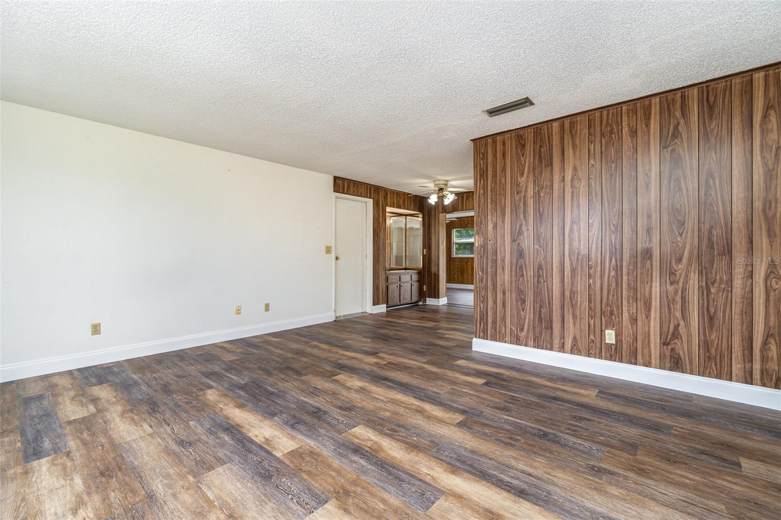 1412 SE 11TH STREET