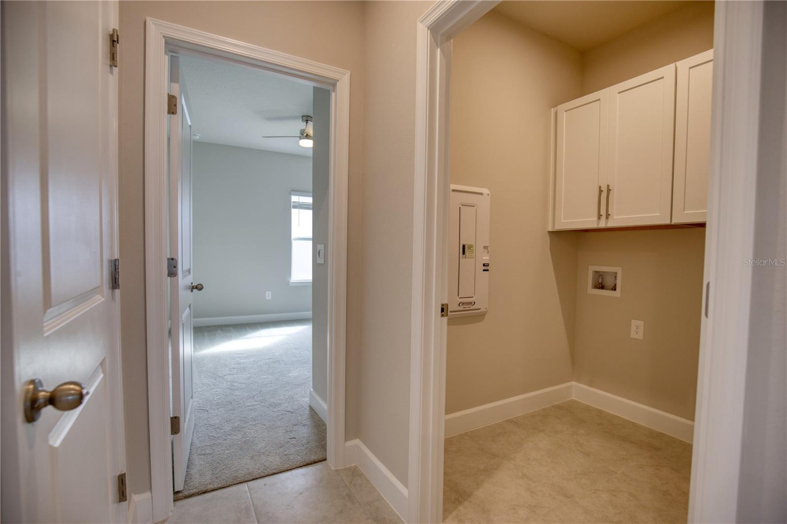 PALMS/WEST PORT - Residential Lease