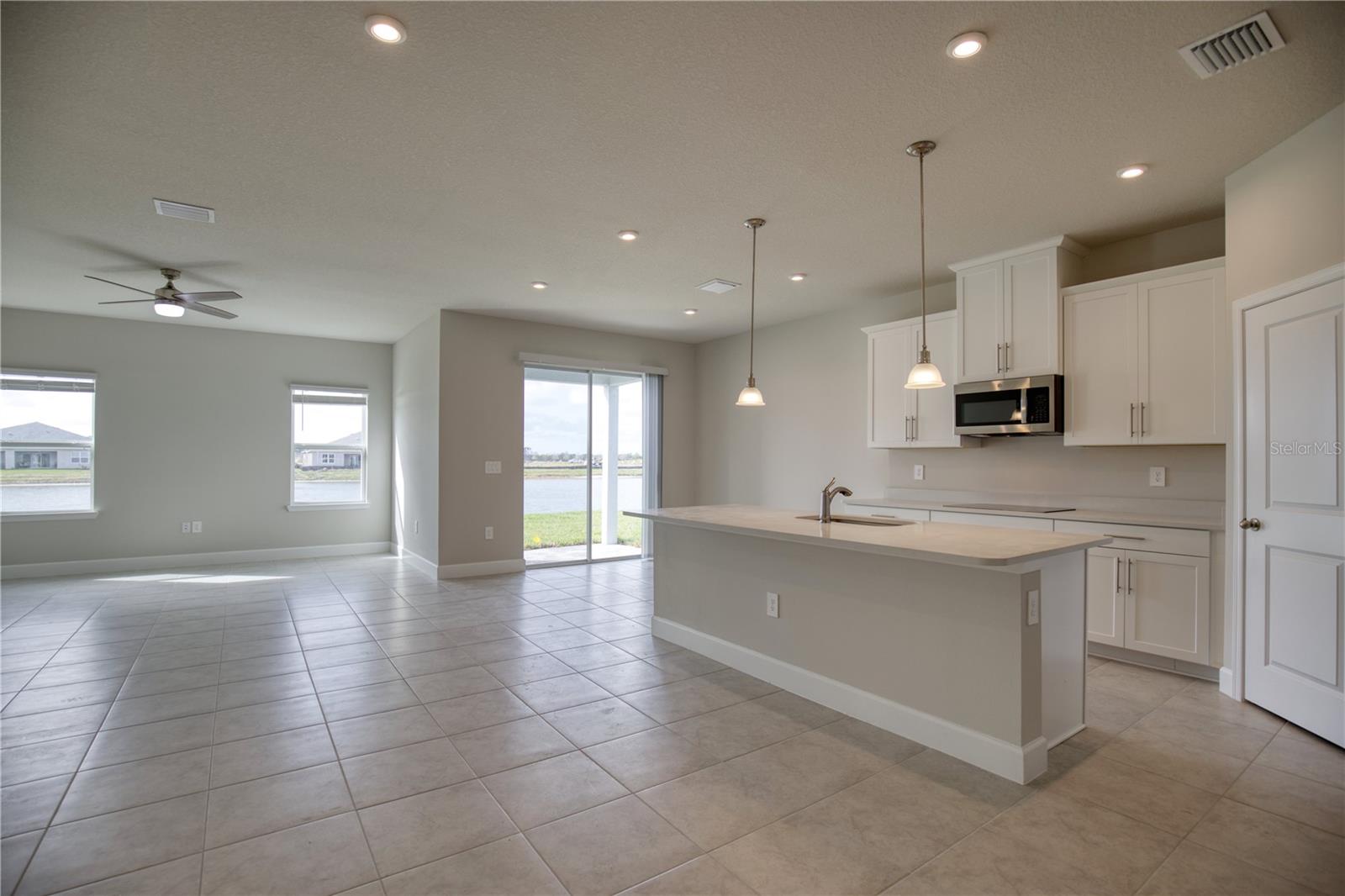 PALMS/WEST PORT - Residential Lease