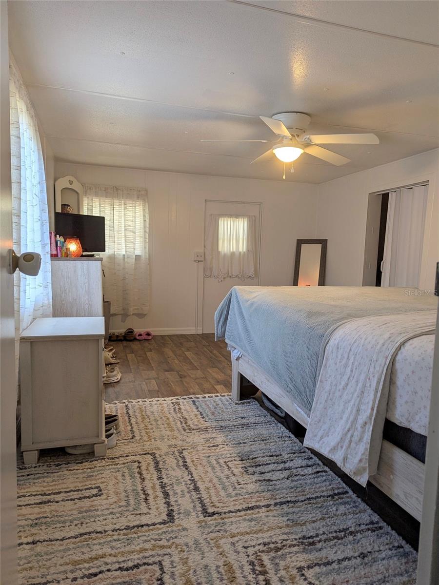 WOODLAND MANOR MOBILE HOME - Residential