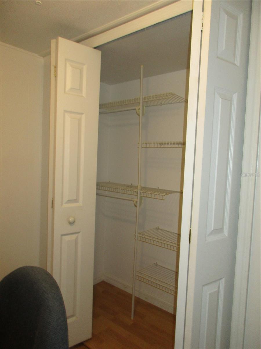 WOODLAND MANOR MOBILE HOME - Residential