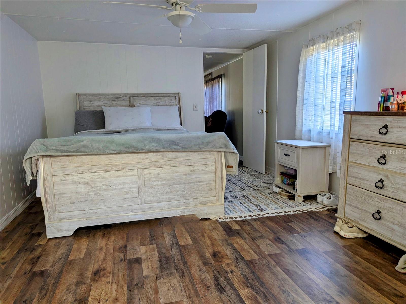 WOODLAND MANOR MOBILE HOME - Residential