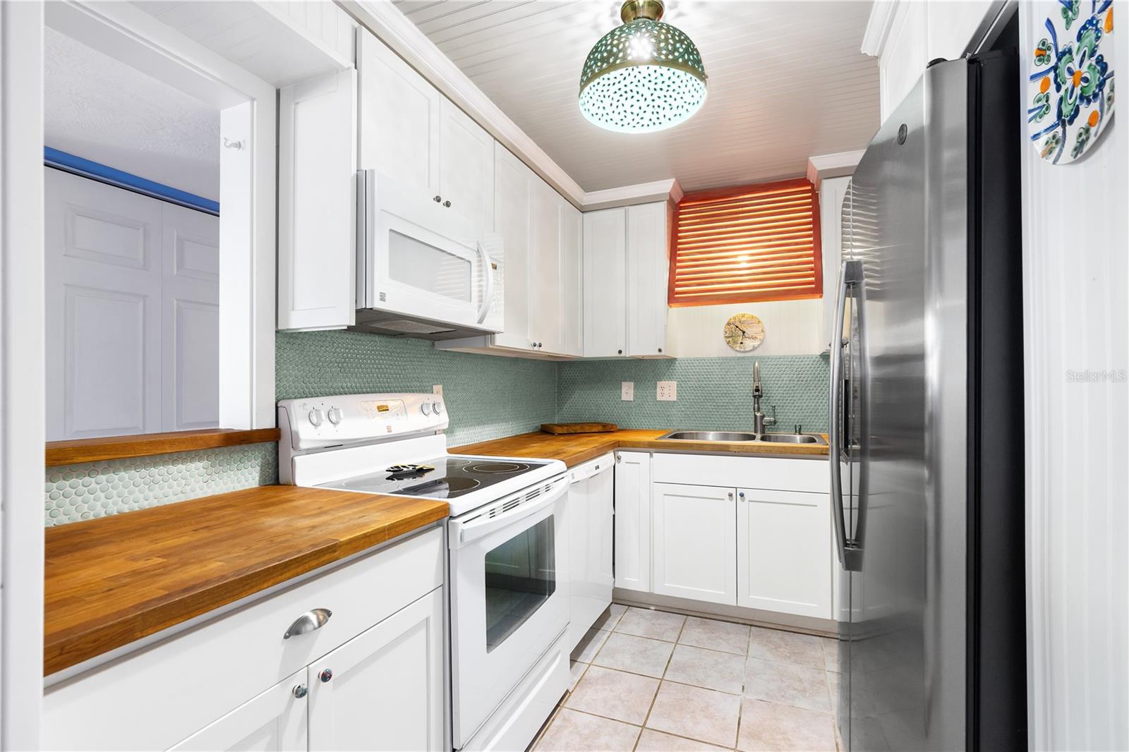 1415 OCEAN SHORE BOULEVARD 303