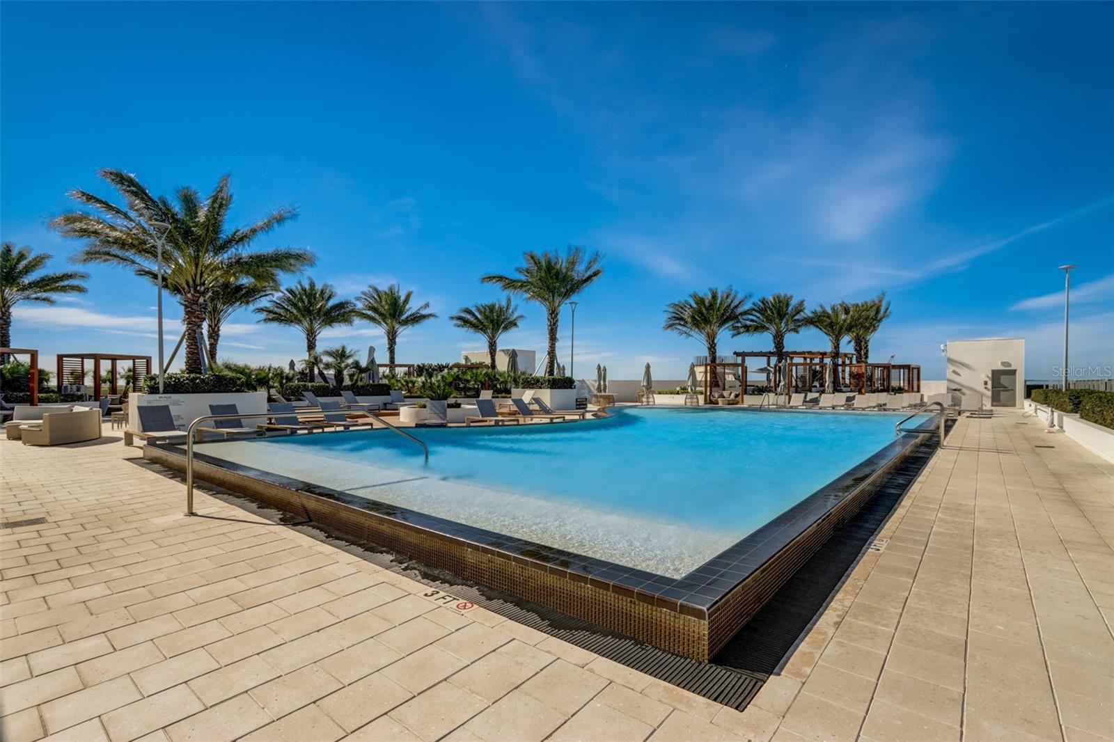 MARINA POINTE EAST - Residential