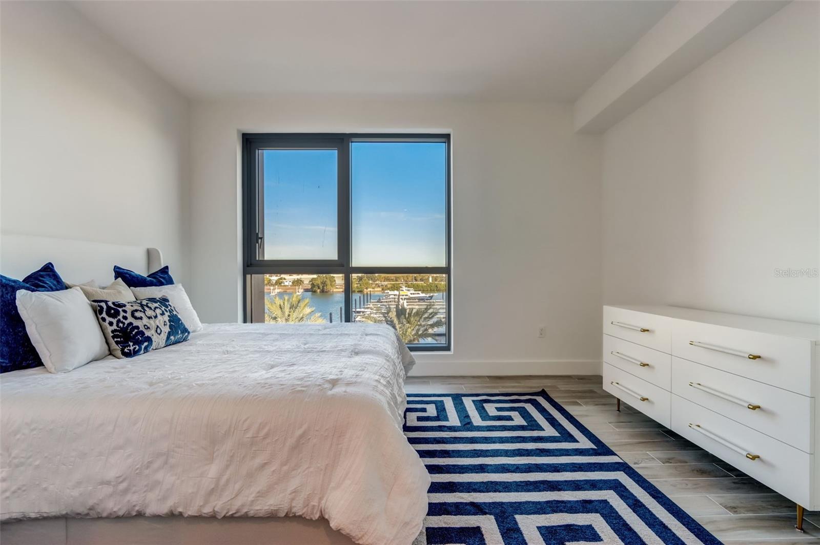 MARINA POINTE EAST - Residential