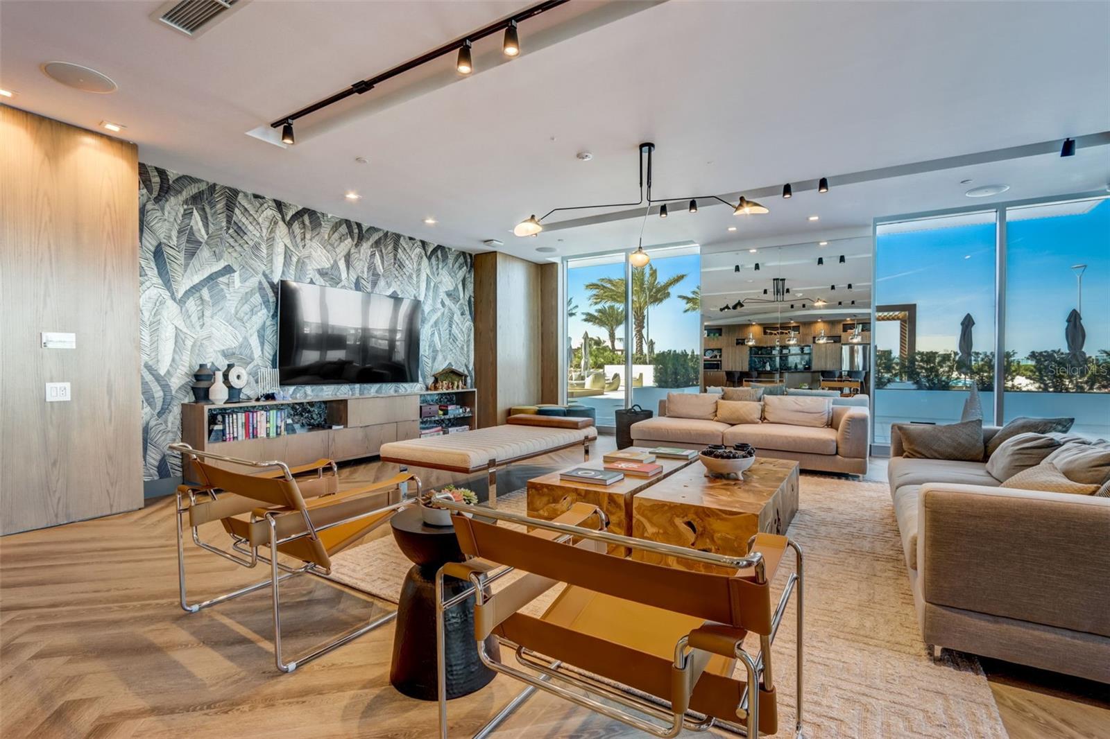 MARINA POINTE EAST - Residential