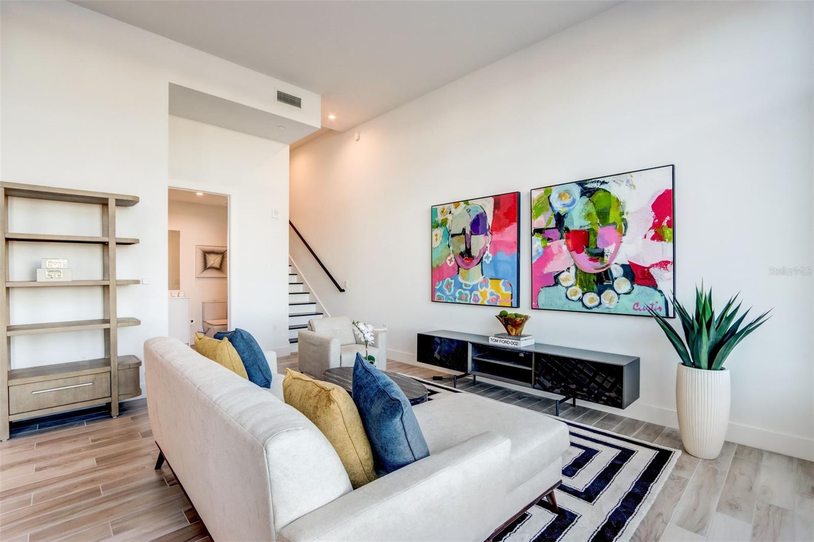 MARINA POINTE EAST - Residential