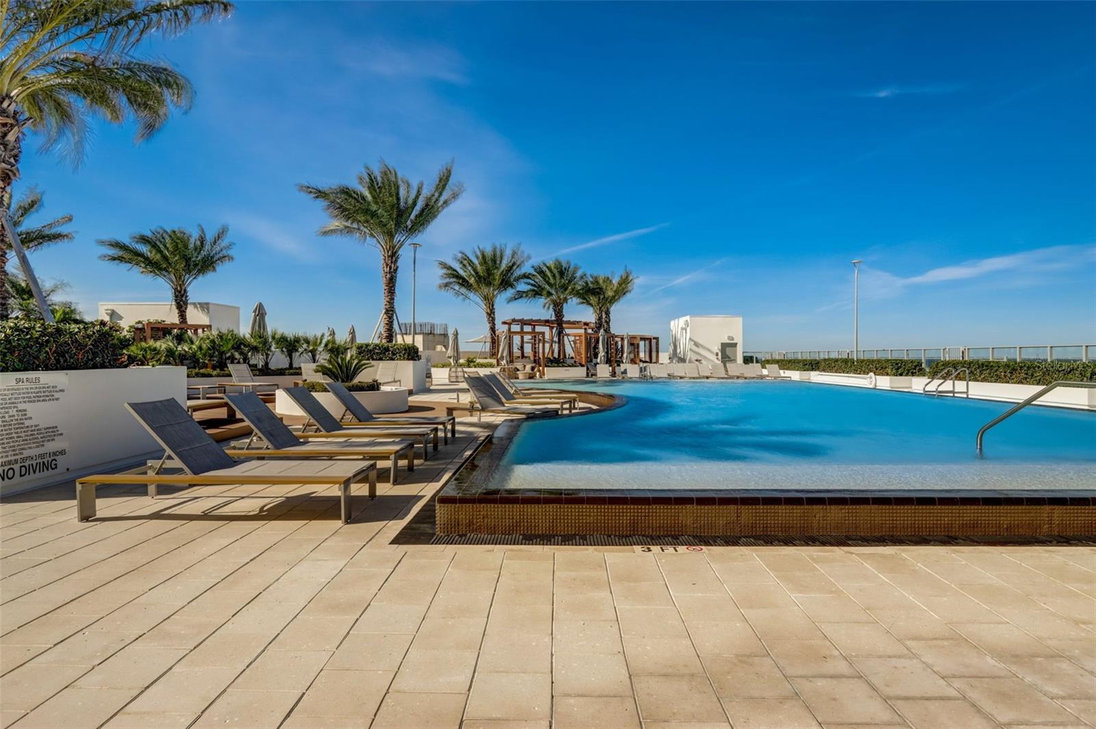 MARINA POINTE EAST - Residential