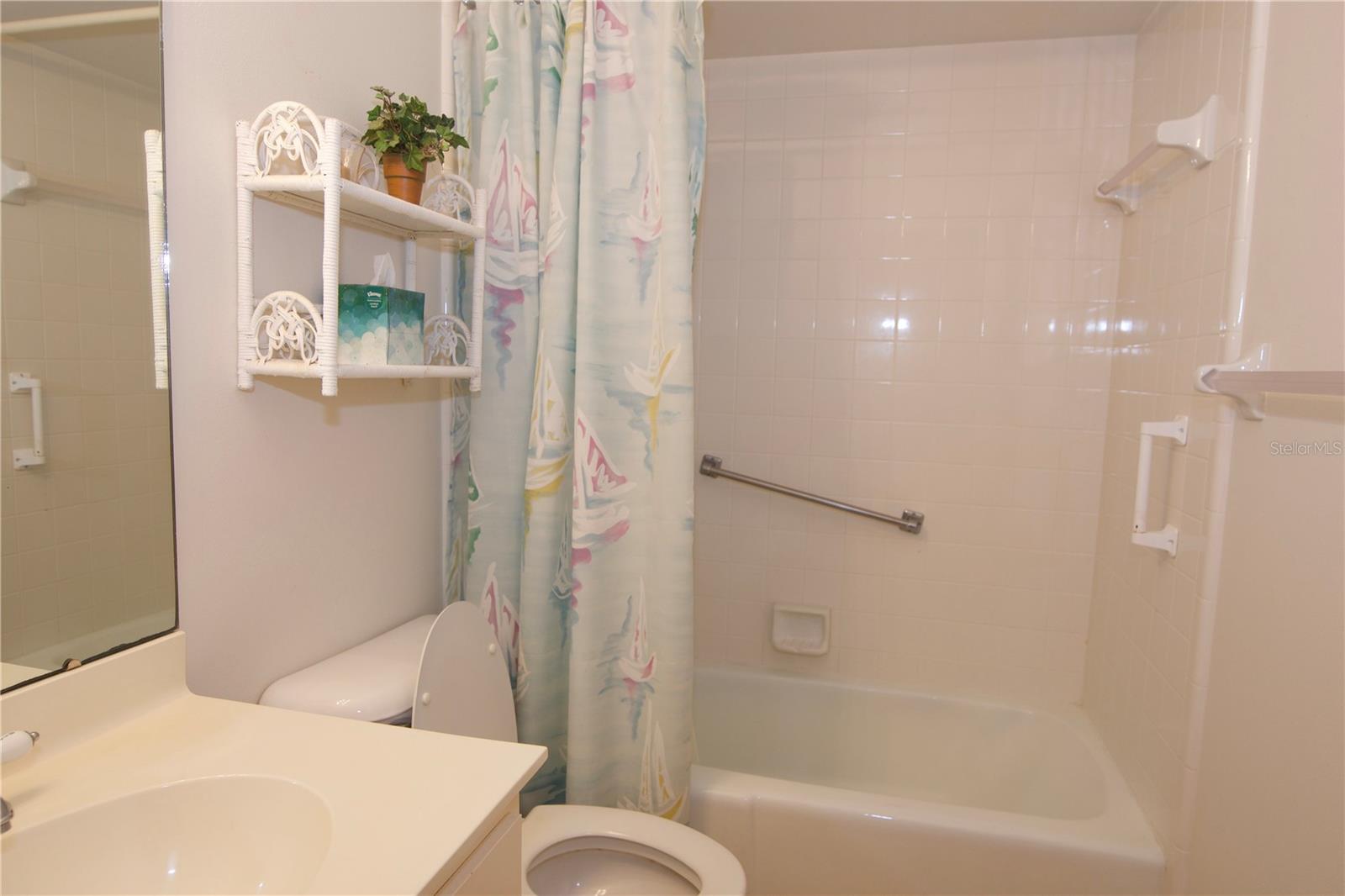 CAMBRIDGE VILLAGE WEST - Residential