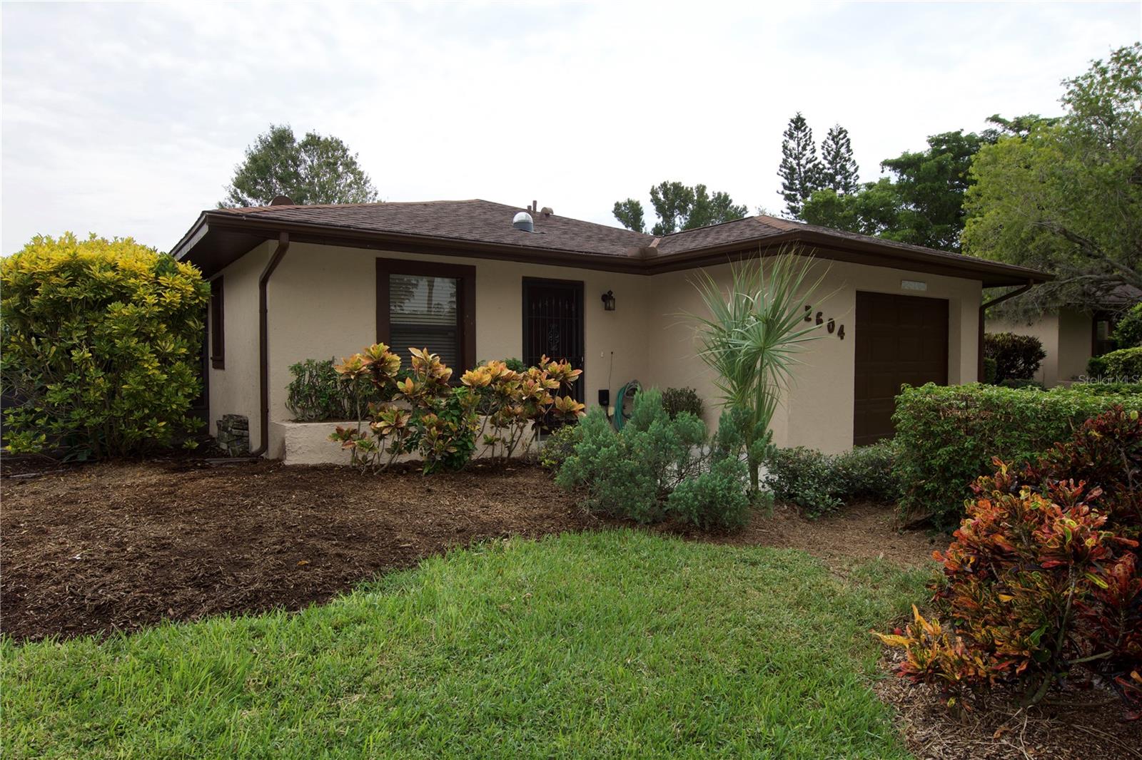 CAMBRIDGE VILLAGE WEST - Residential