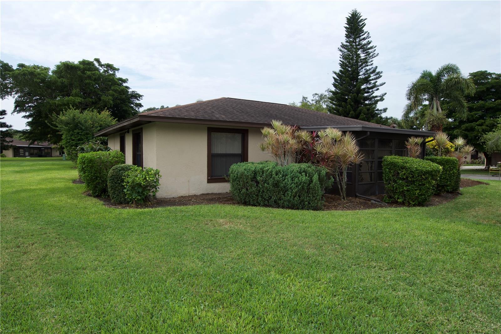 CAMBRIDGE VILLAGE WEST - Residential