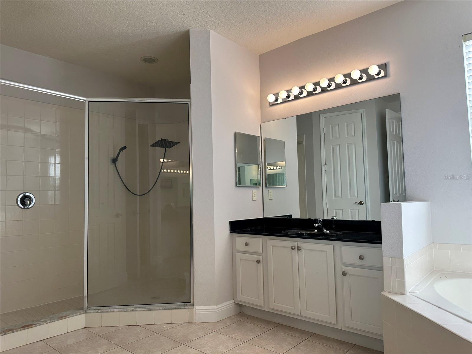 SUMMERPORT PH 02 - Residential Lease