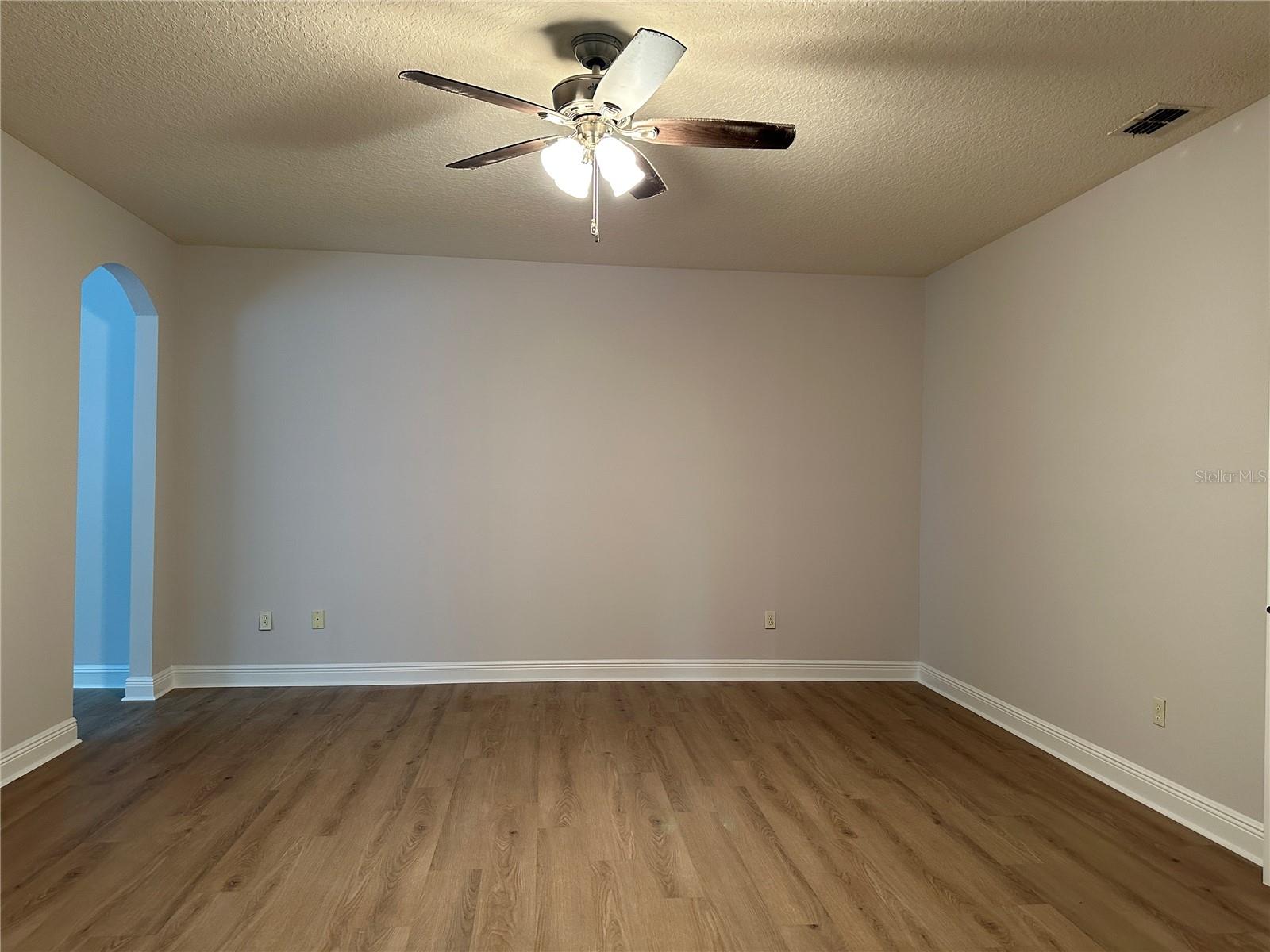 SUMMERPORT PH 02 - Residential Lease