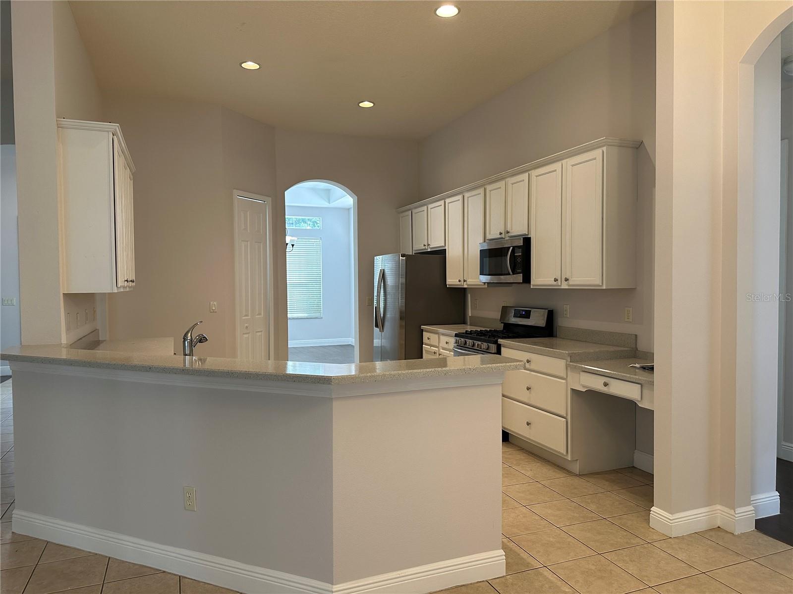 SUMMERPORT PH 02 - Residential Lease