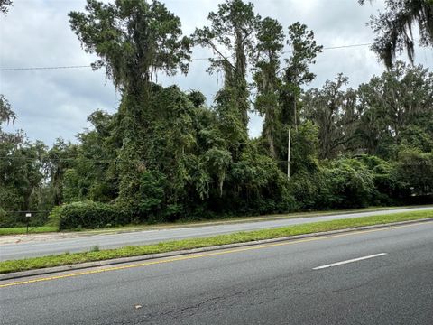2707 S MAIN STREET GAINESVILLE FL 32601