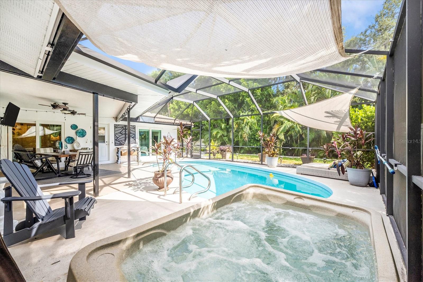 GULF GATE WOODS - Residential