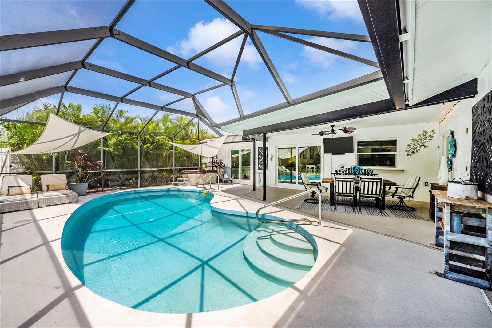 GULF GATE WOODS - Residential