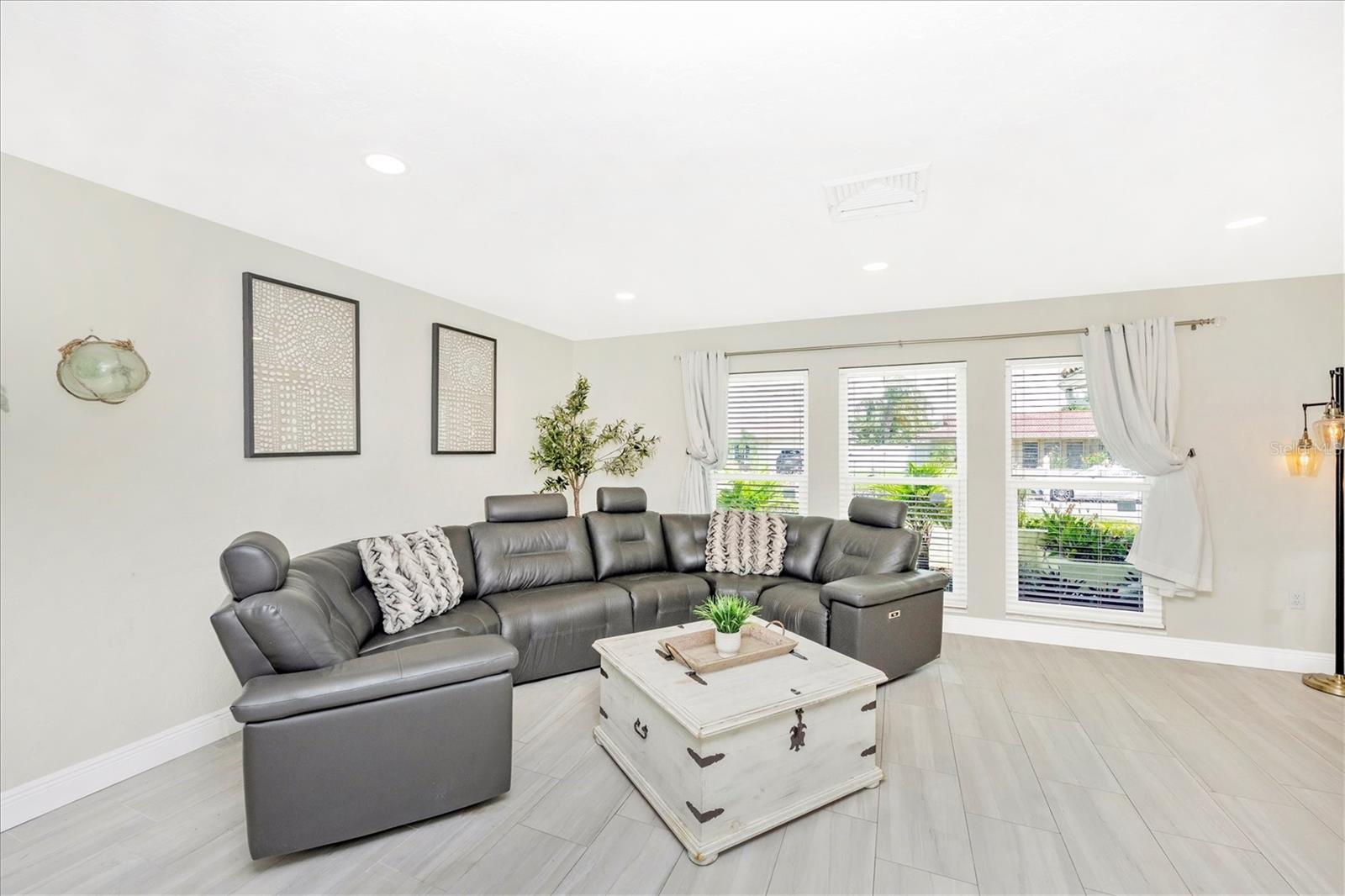 GULF GATE WOODS - Residential